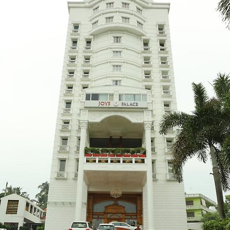 Joys Palace Hotel Thrissur Exterior foto