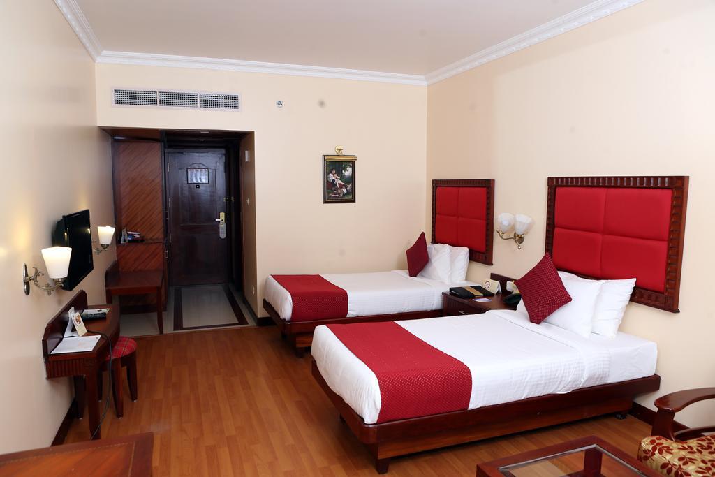Joys Palace Hotel Thrissur Exterior foto
